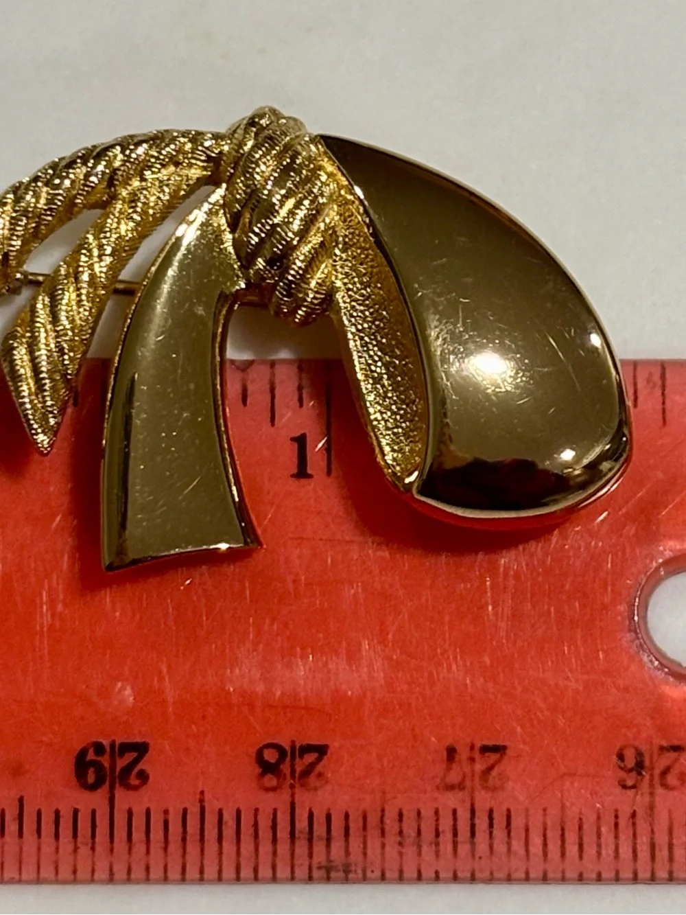Dior Gold-tone Abstract Knot Brooch